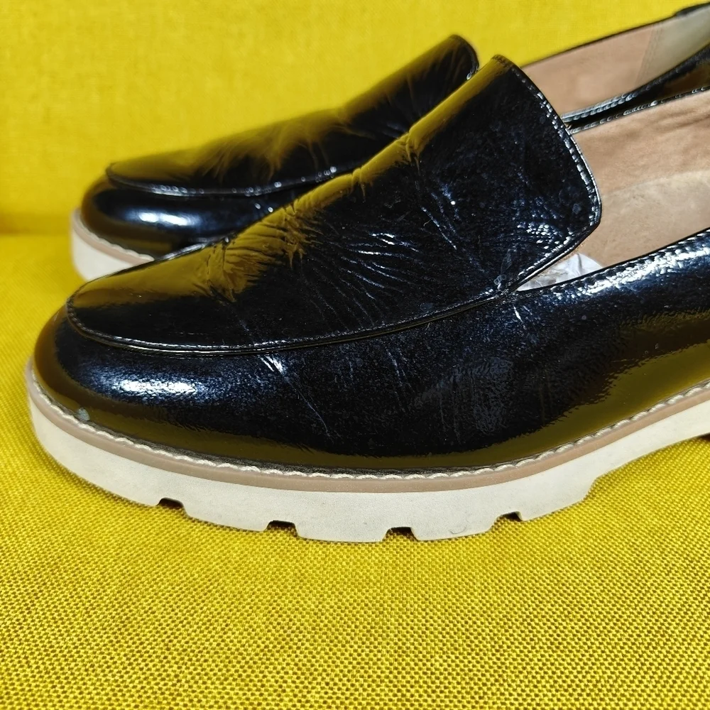 Vionic Kensley Slip On Loafer Black  Lug Sole Arch Support Comfy Women's Size 9